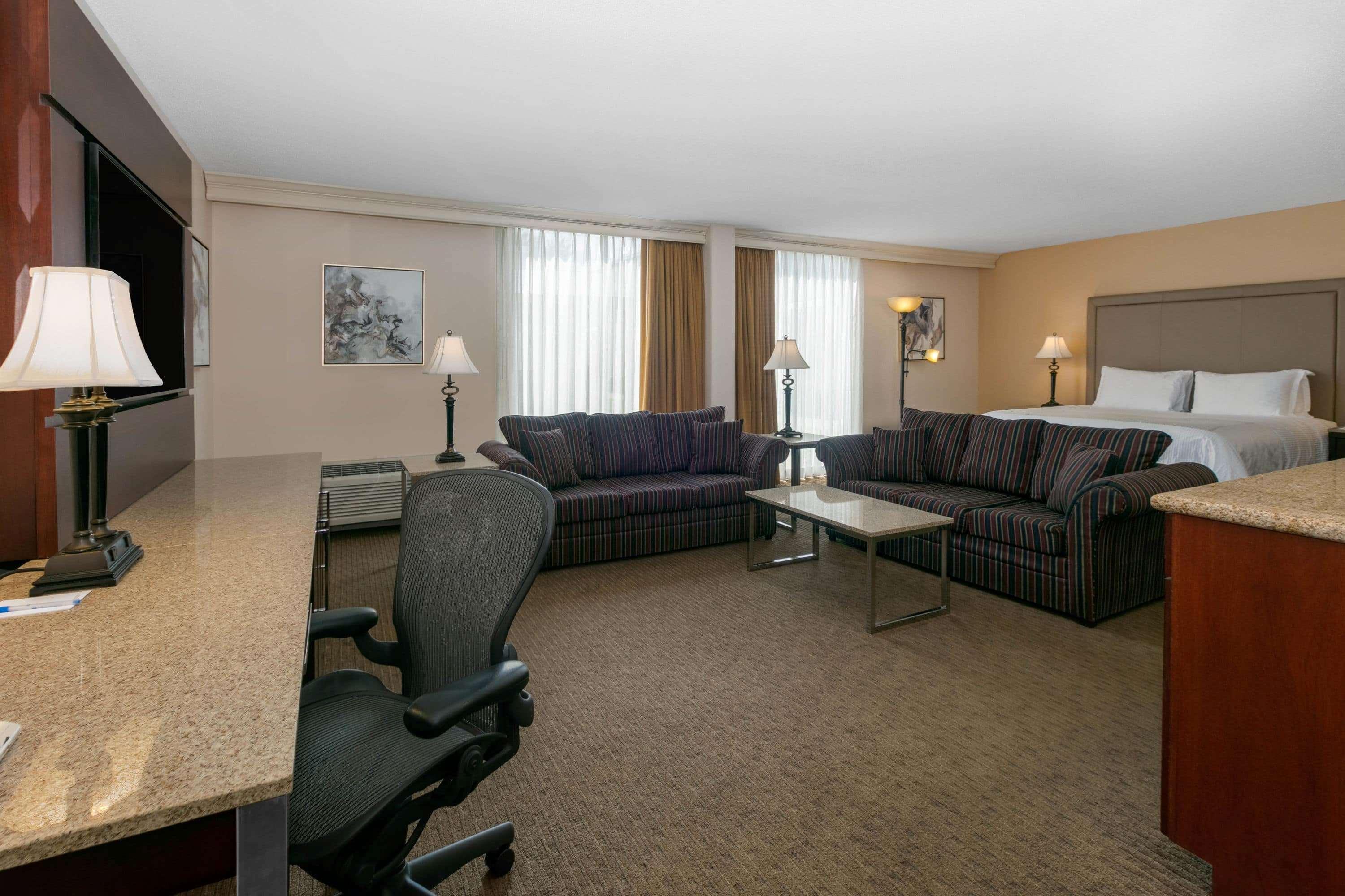 Wyndham Riverfront Hotel Литл-Рок Экстерьер фото