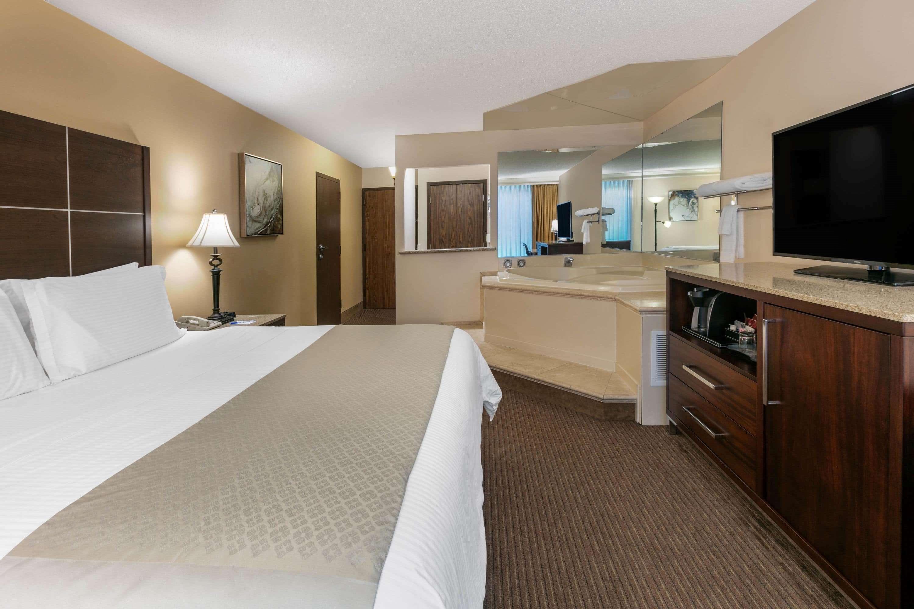 Wyndham Riverfront Hotel Литл-Рок Экстерьер фото